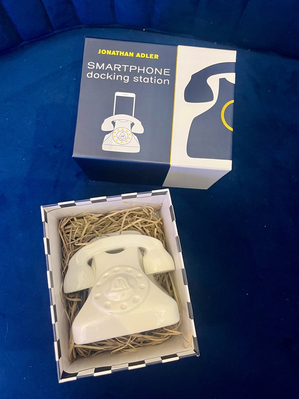 Jonathan Adler Glossy White Ceramic Retro Phone Docking & Charging Station - Picture 11 of 11